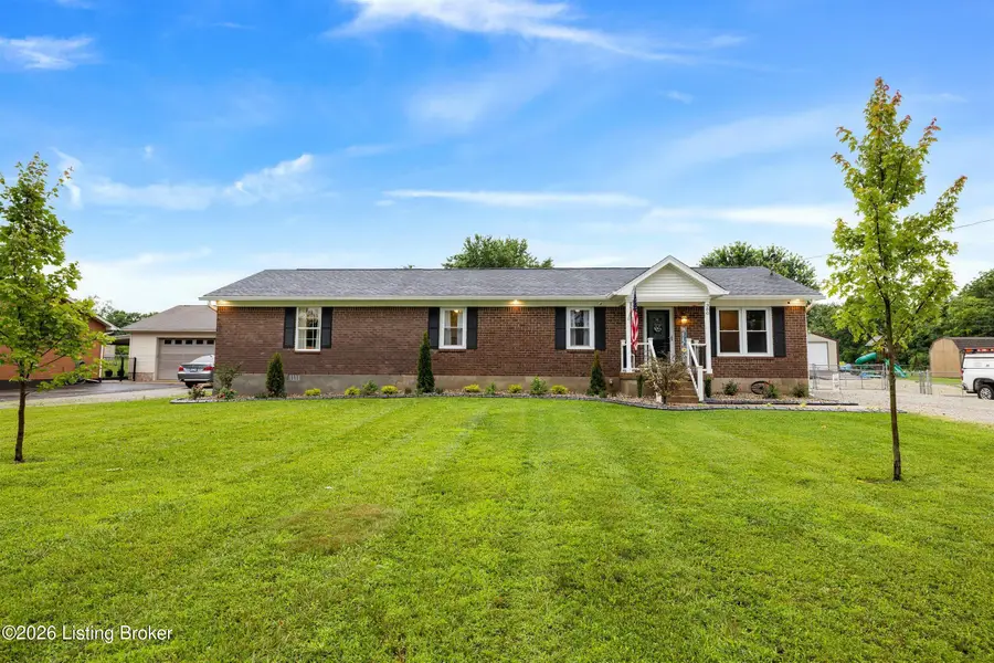 380 Oakrun Dr, Mount Washington, KY 40047 - #2
