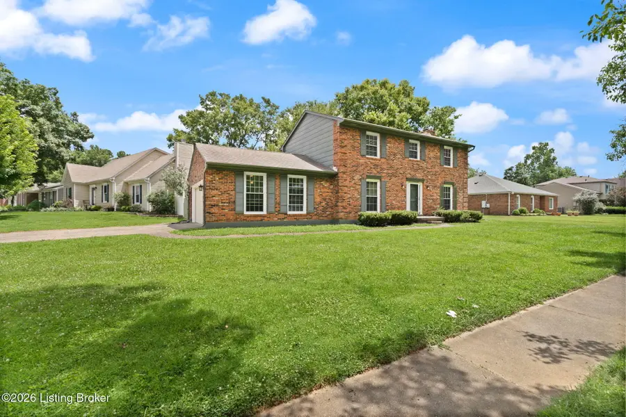 2601 Stony Brook Dr, Louisville, KY 40220 - #2