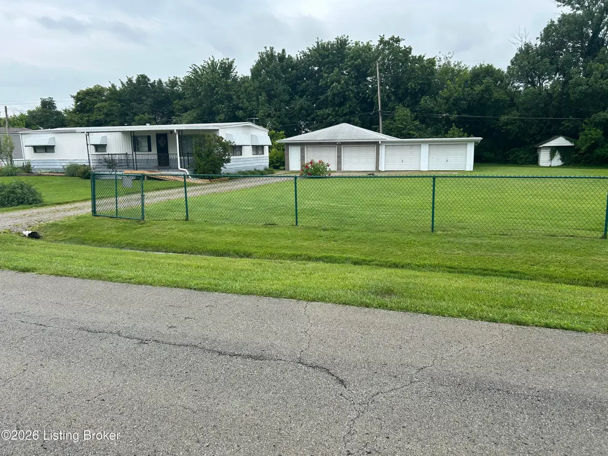 245 Octagon Ave, Louisville, KY 40229 - #1