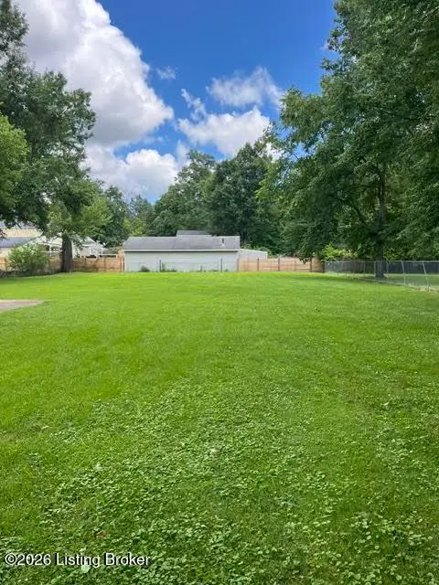 1938 Buechel Bank Rd, Louisville, KY 40218 - #3