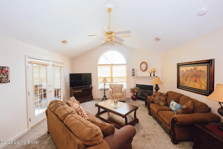 8037 Saint Andrews Village Dr, Louisville, KY 40241 - #2