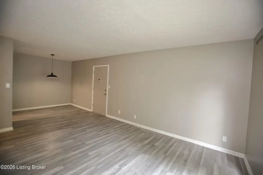 7066 Wildwood Cir #137, Louisville, KY 40291 - #3