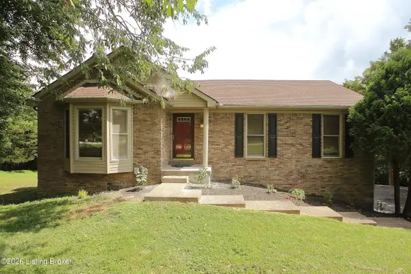 3107 Thoroughbred Ct, Crestwood, KY 40014