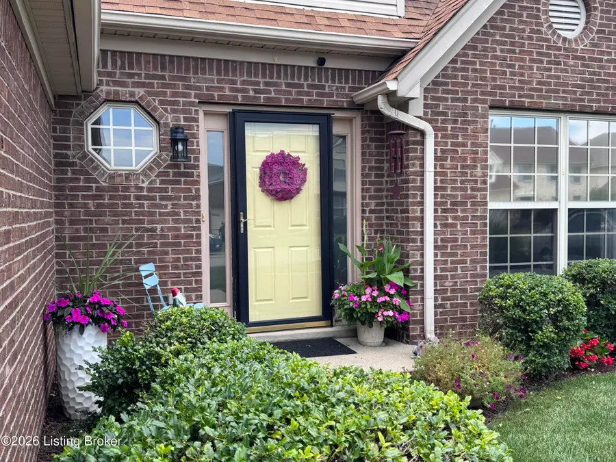 5100 Middlesex Dr, Louisville, KY 40245 - #2