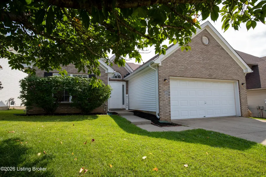 4909 Middlesex Dr, Louisville, KY 40245 - #3