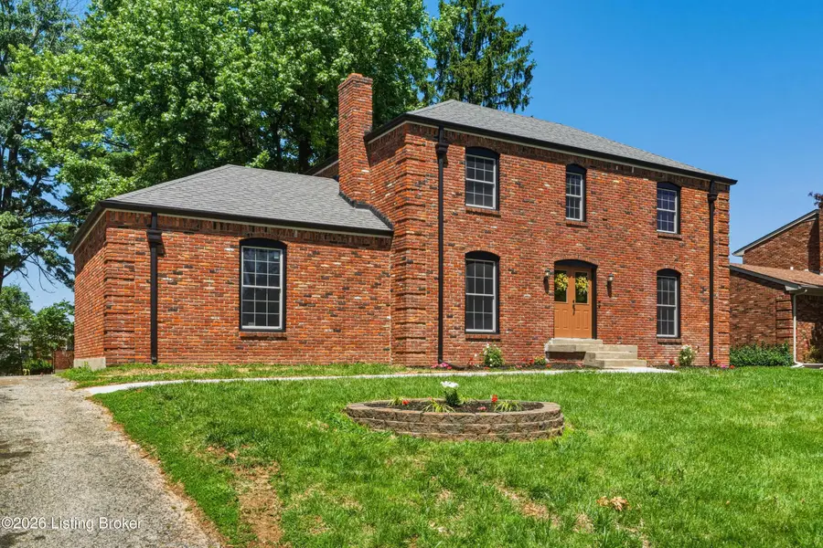 9205 Collingwood Rd, Jeffersontown, KY 40299 - #3