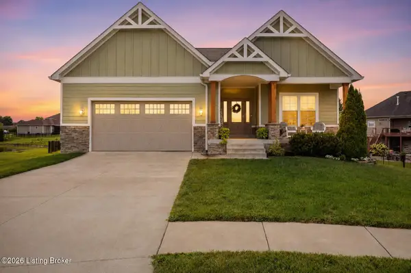 160 Williamsburg Ct, Mt Washington, KY 40047