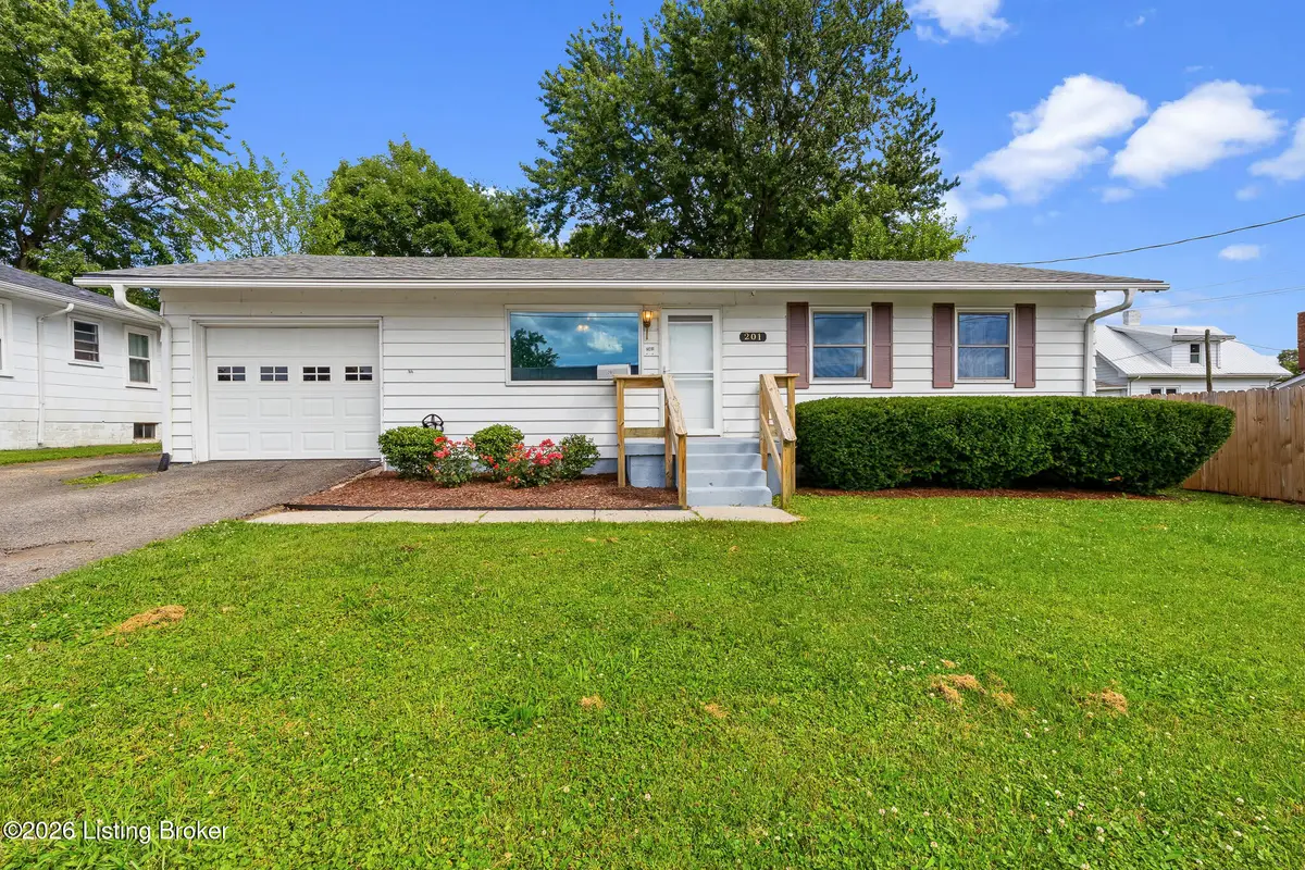 201 Sycamore St, Elizabethtown, KY 42701 - #1