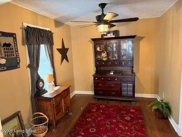221 Poplar Dr, Elizabethtown, KY 42701 - #3