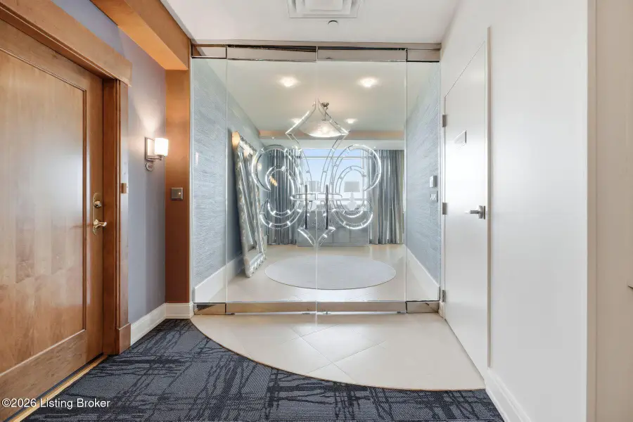 222 E Witherspoon St #1601, Louisville, KY 40202 - #3