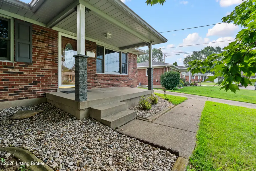 2507 Mavis Ct, Louisville, KY 40216 - #2