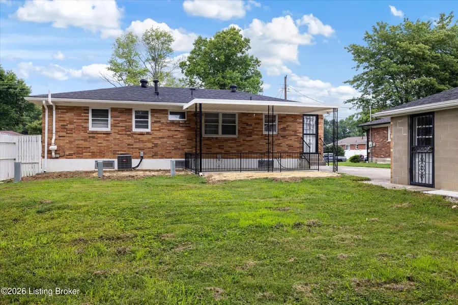 4405 Tara Ave, Louisville, KY 40216 - #2
