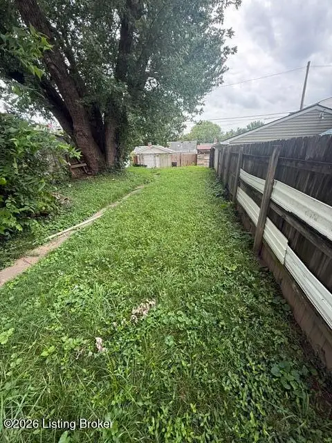 1036 E Caldwell St, Louisville, KY 40204 - #3
