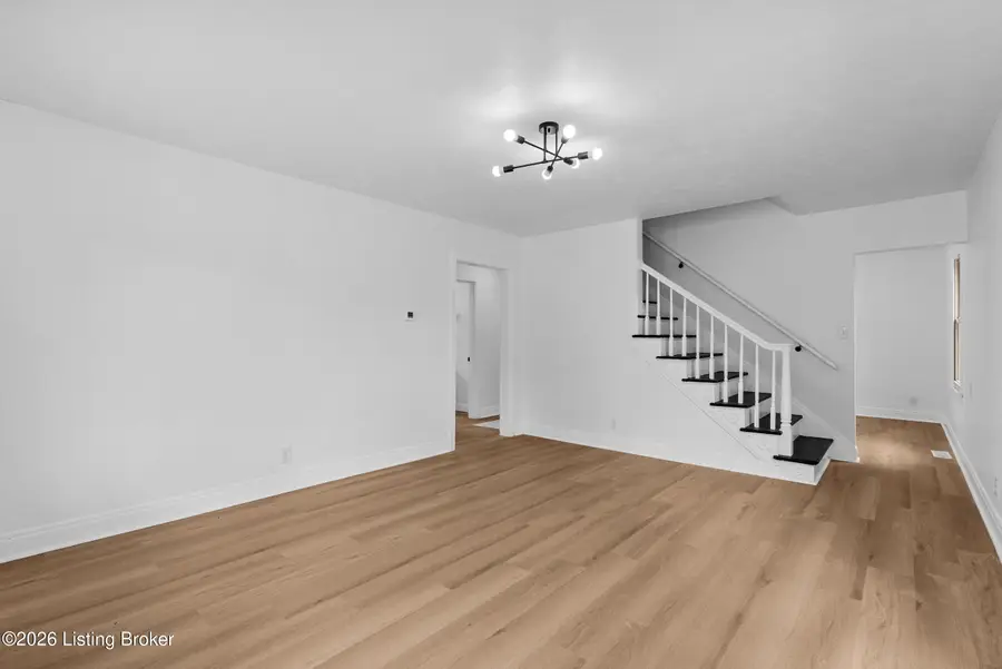 3803 Kahlert Ave, Louisville, KY 40215 - #3
