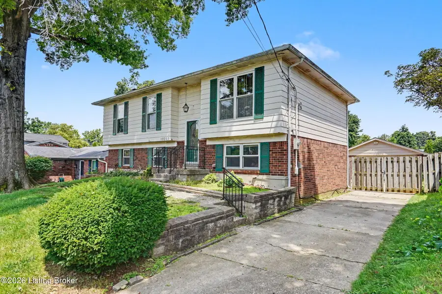 10211 El Coco Ct, Louisville, KY 40291 - #2