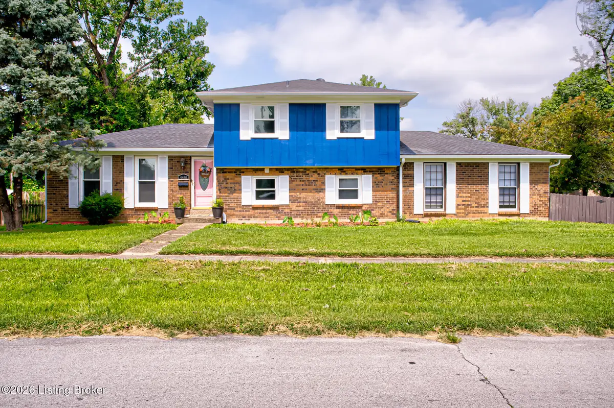 4430 Woodgate Ln, Louisville, KY 40220 - #1
