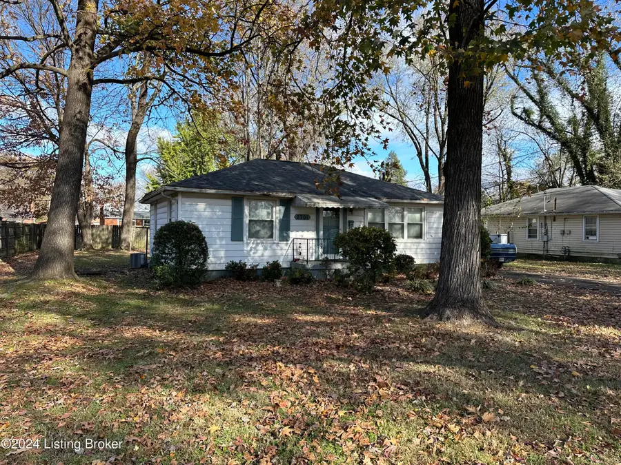2701 Pioneer Rd, Louisville, KY 40216 - #3