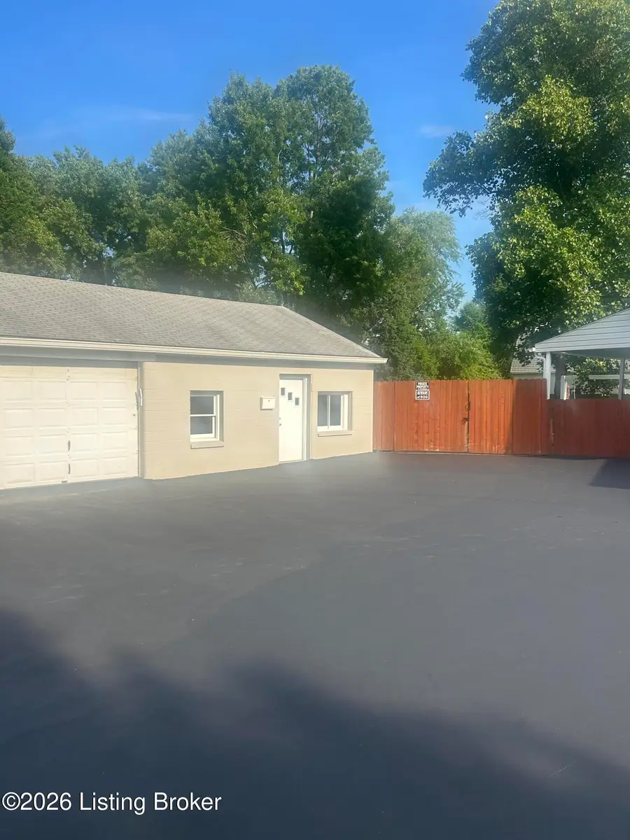 1314 Dahl Rd, Louisville, KY 40213 - #3