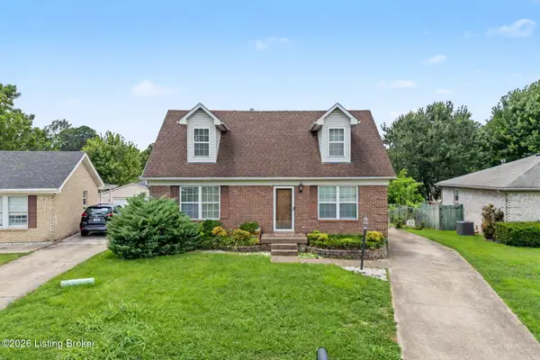 3112 Pine Trace Ct, Louisville, KY 40272