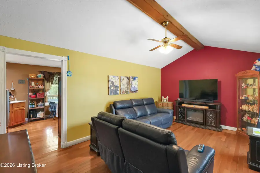 119 Ashley Ct, Louisville, KY 40229 - #3