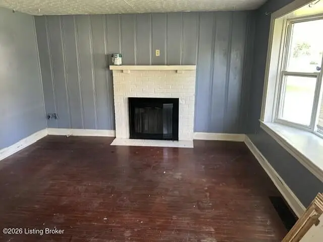 4344 Lynnview Dr, Louisville, KY 40216 - #3