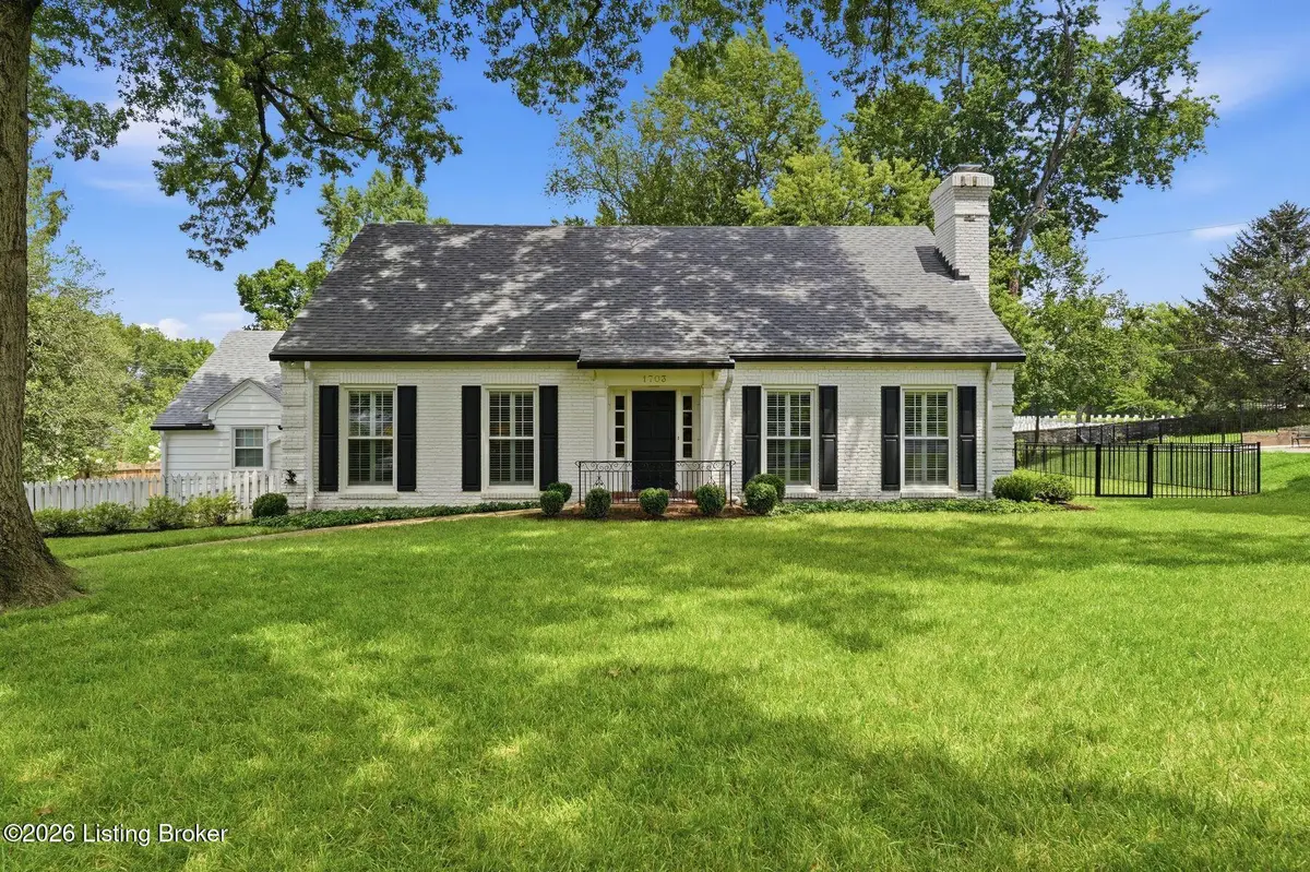 1703 Sweetbriar Ln, Louisville, KY 40207 - #1