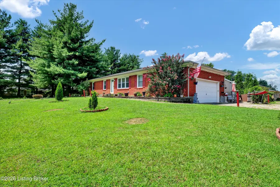 8206 Ardenia Ln, Louisville, KY 40228 - #2