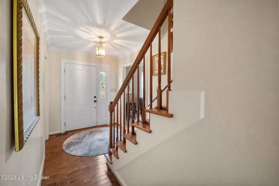 401 Seneca Rd, Shelbyville, KY 40065 - #3
