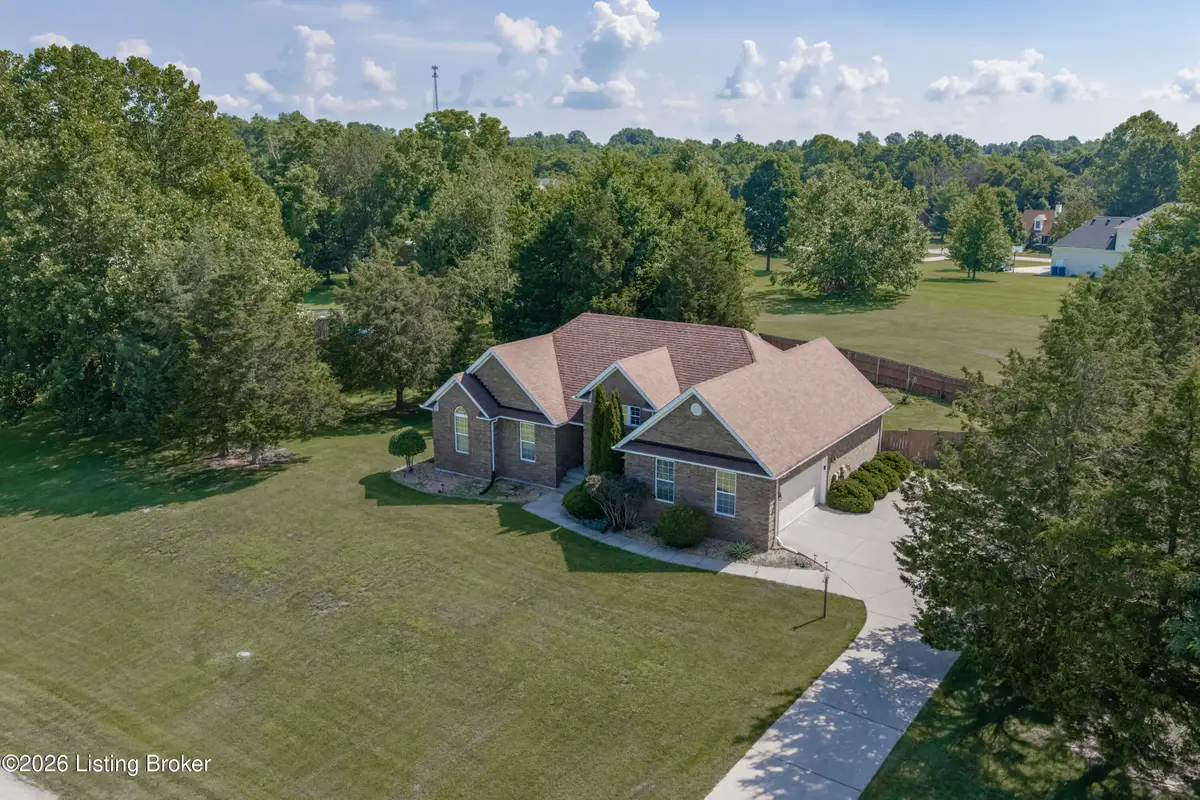2009 Stephanie Kaye Dr, La Grange, KY 40031 - #1