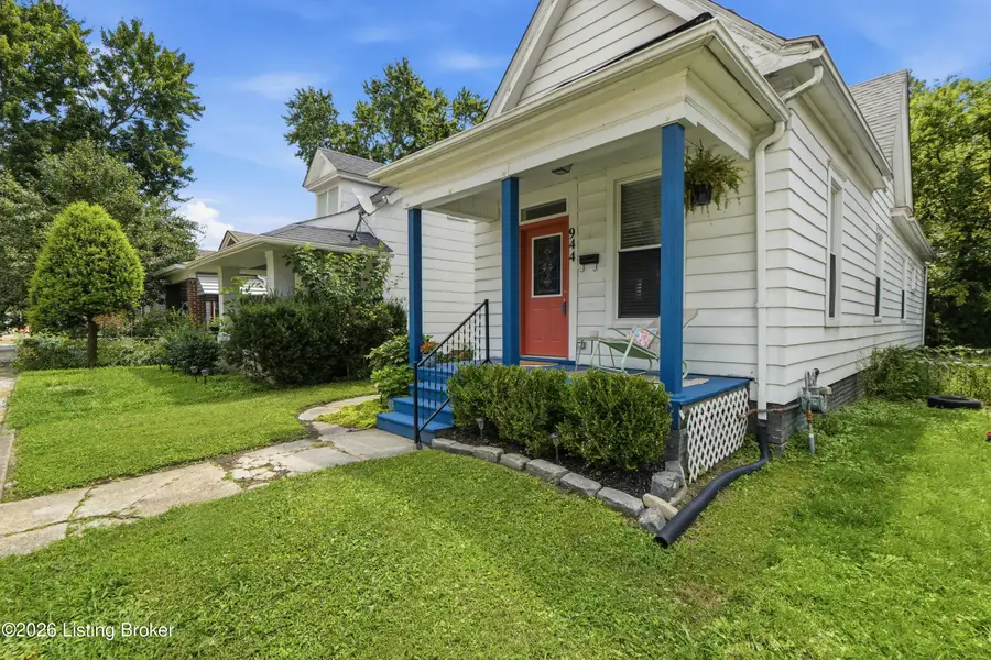 944 E Maple St, Jeffersonville, IN 47130 - #3