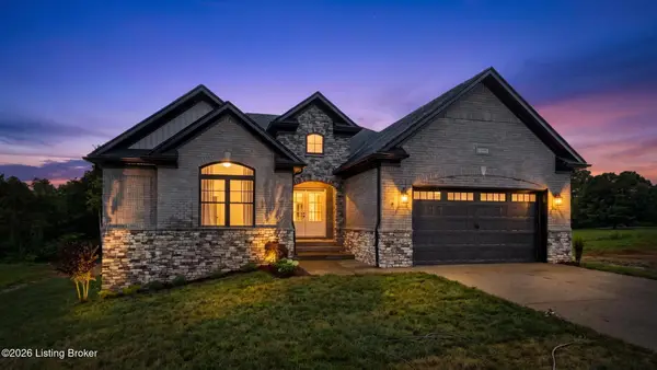 7906 Trading Post Ct, Louisville, KY 40291