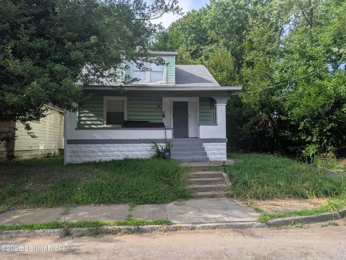 3225 W Jefferson St, Louisville, KY 40212 - #1