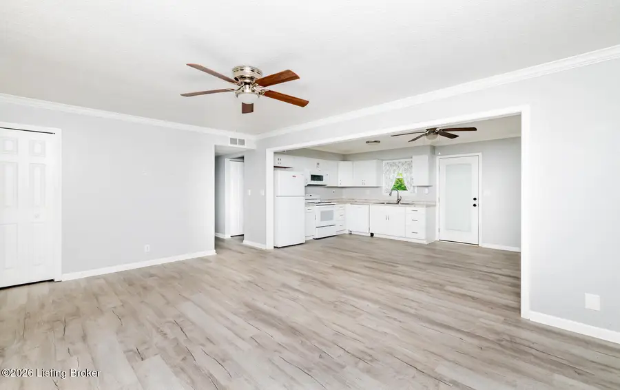 12420 Somerset Dr, Louisville, KY 40229 - #3