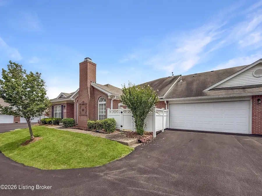 9602 Cornell Dr, Louisville, KY 40291 - #2