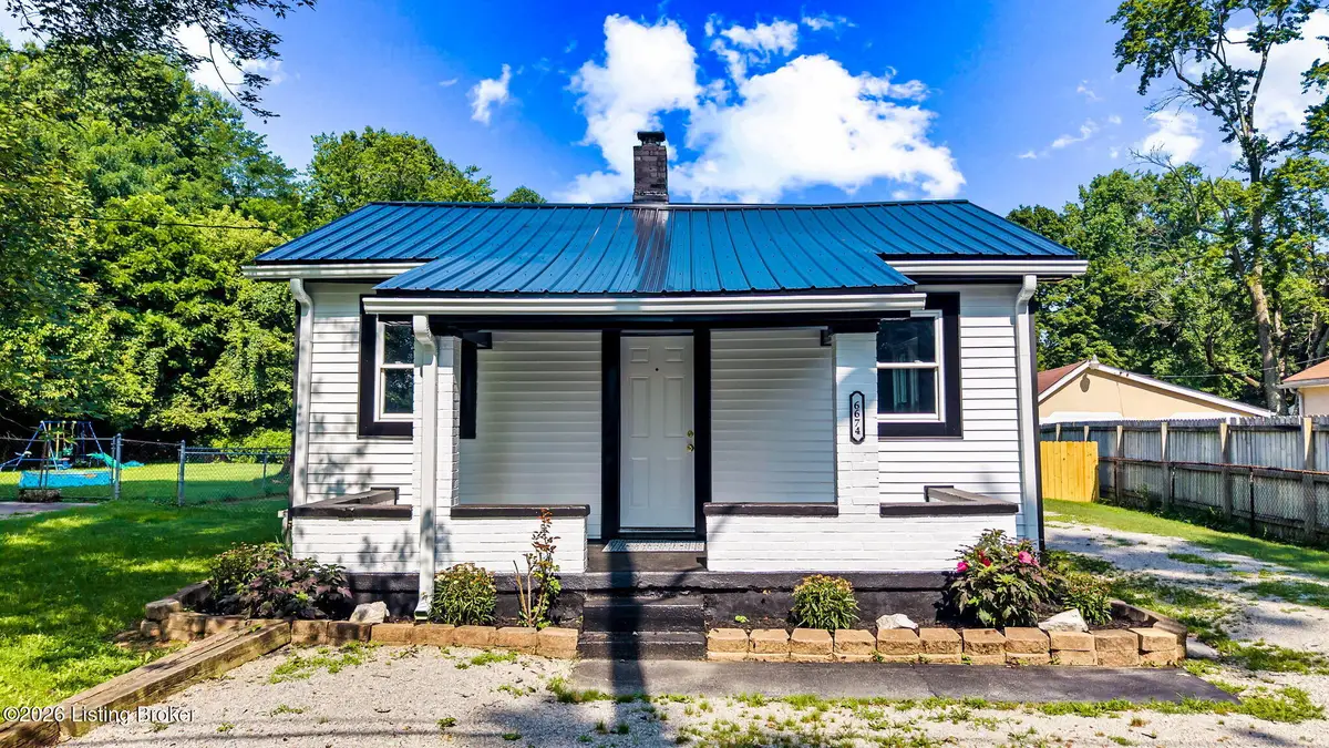 6674 Rutledge Rd, Louisville, KY 40258 - #1