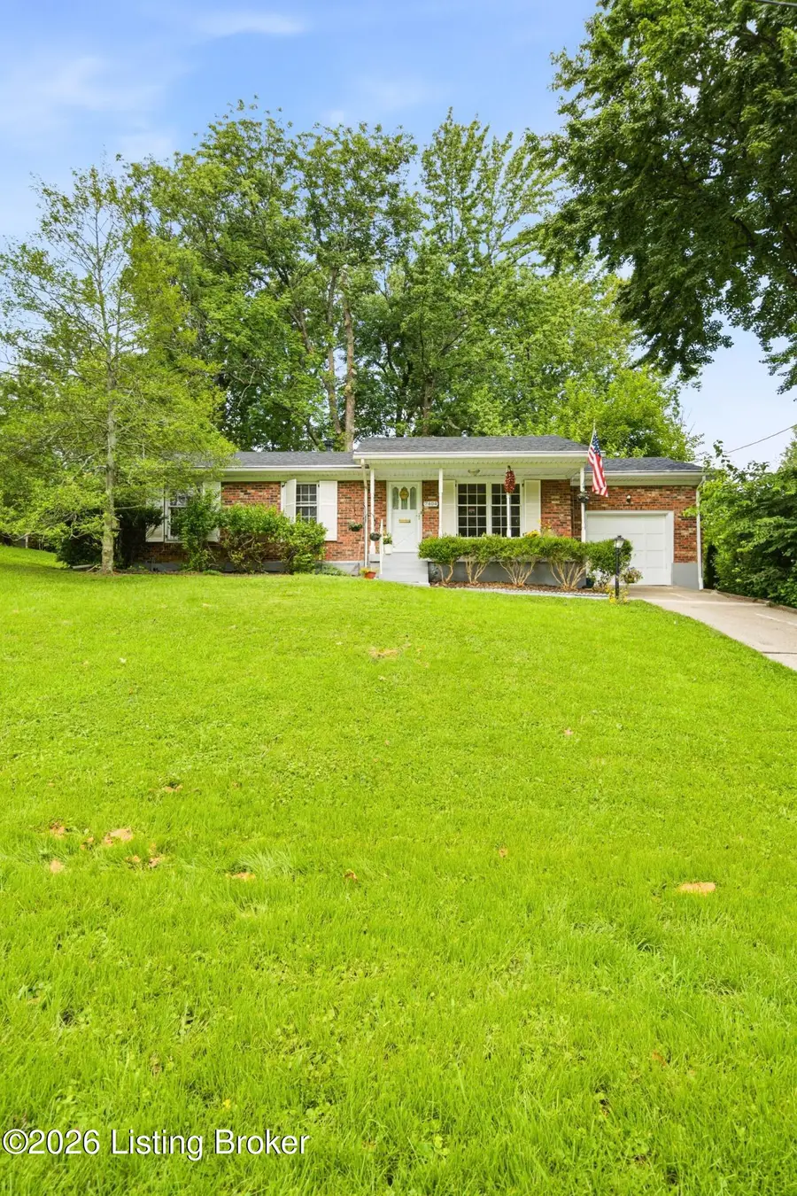 7404 Royalwood Dr, Louisville, KY 40214 - #3