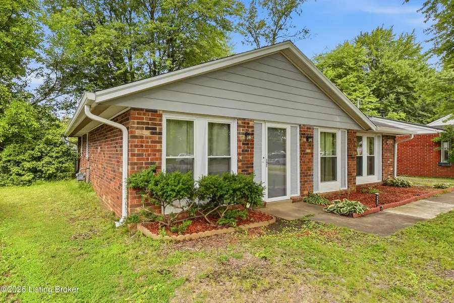 5610 Riata Ct, Louisville, KY 40218 - #3