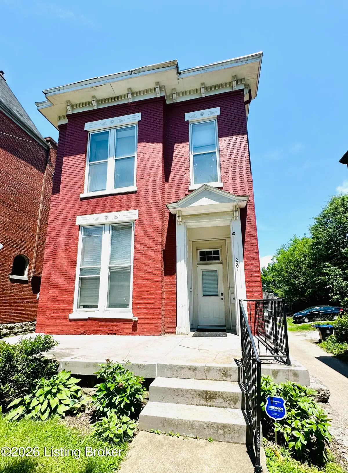 227 E Oak St, Louisville, KY 40203 - #1