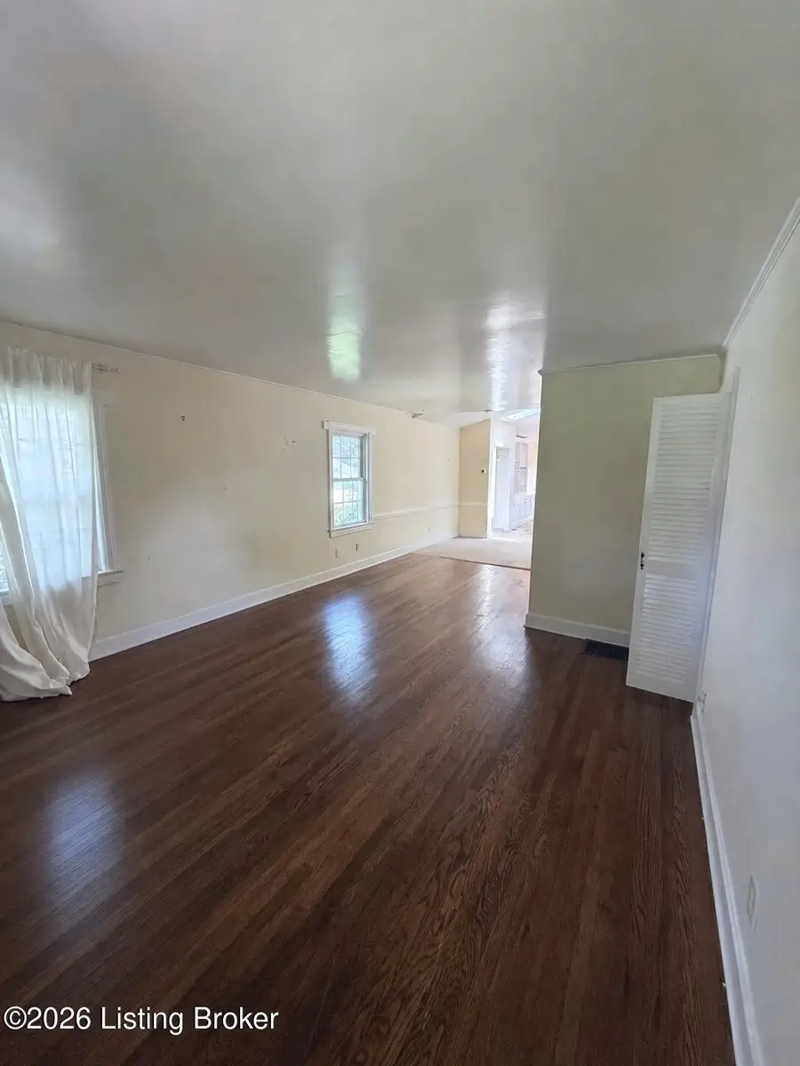 4022 Gilman Ave, Louisville, KY 40207 - #2