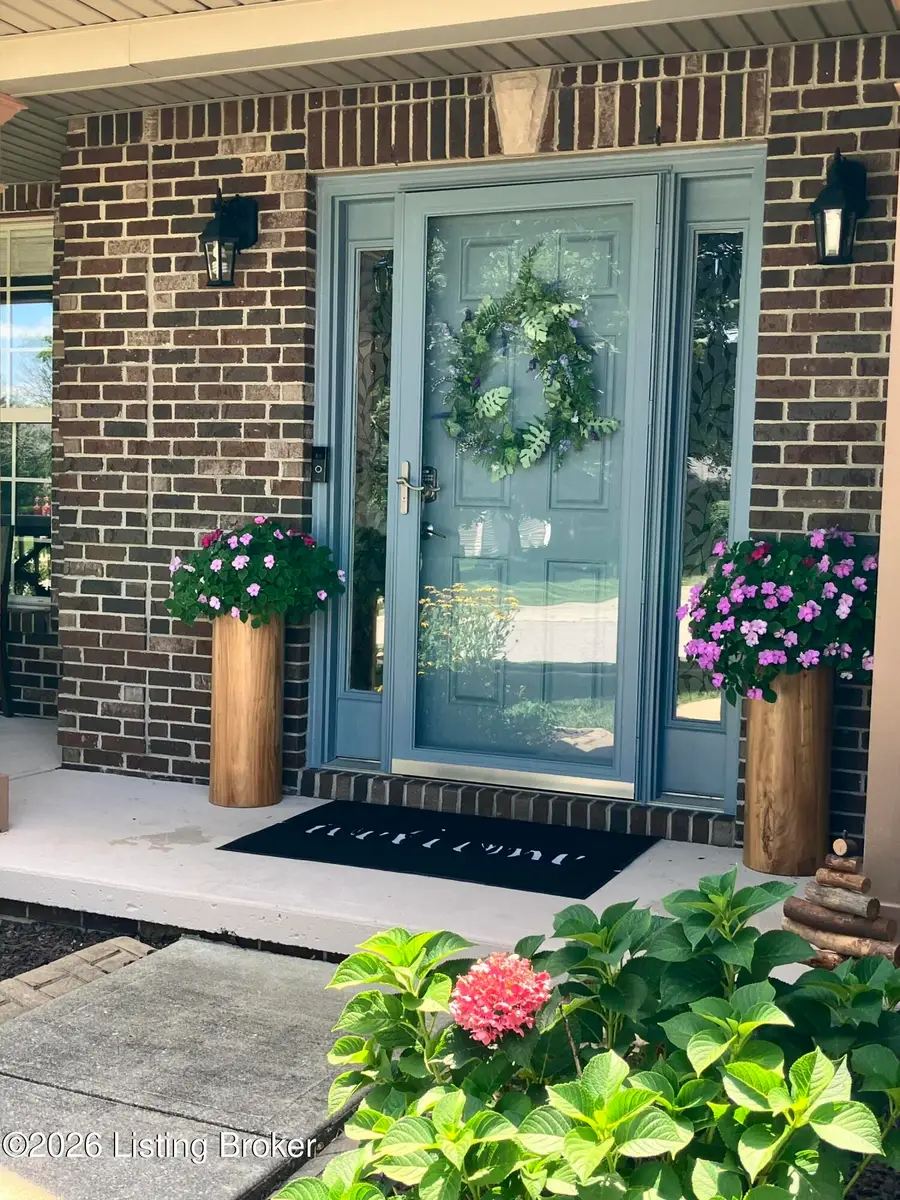397 Winton Rd, Versailles, KY 40383 - #2