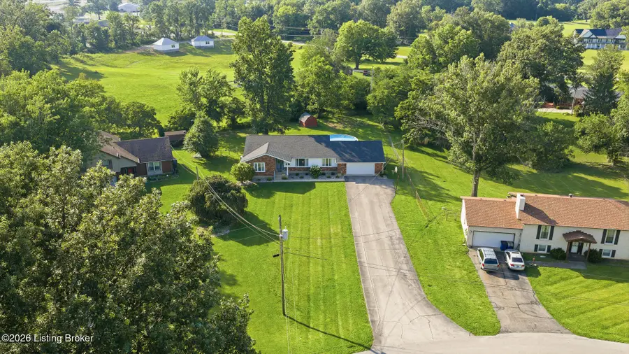 312 Homeview Dr, Brandenburg, KY 40108 - #2