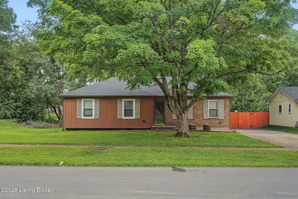 7010 Bartlett Rd, Louisville, KY 40218