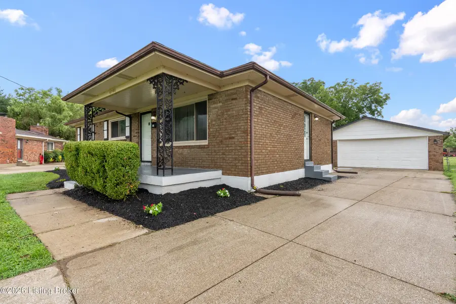 6706 Lunar Dr, Louisville, KY 40258 - #2