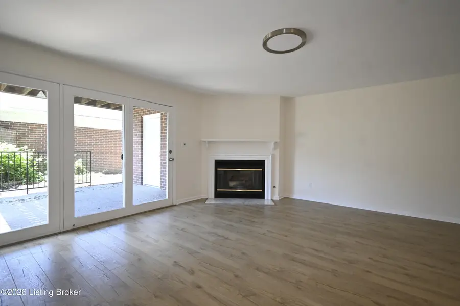 1278 Parkway Gardens Ct #APT 127, Louisville, KY 40217 - #3