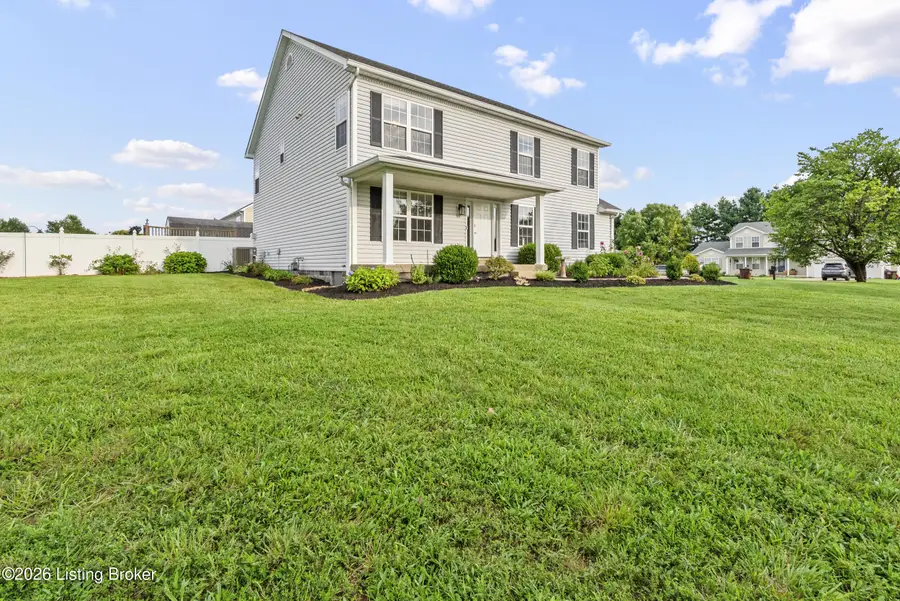 235 Helmwood Cir, Mount Washington, KY 40047 - #3