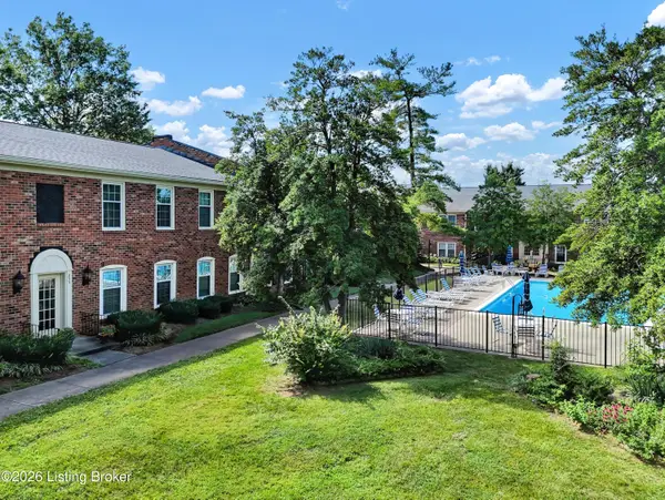 255 Salisbury Square #APT 101, Louisville, KY 40207