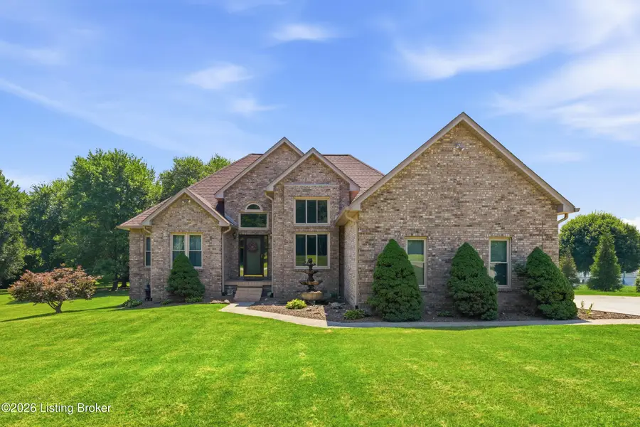360 Aquaview Dr, Shepherdsville, KY 40165 - #2