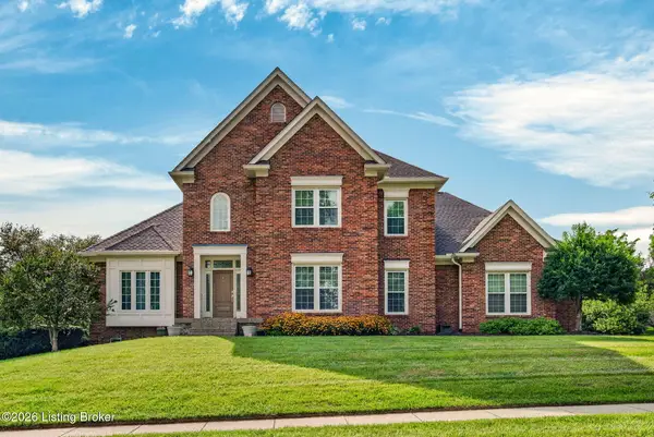 3002 Albrecht Dr, Prospect, KY 40059