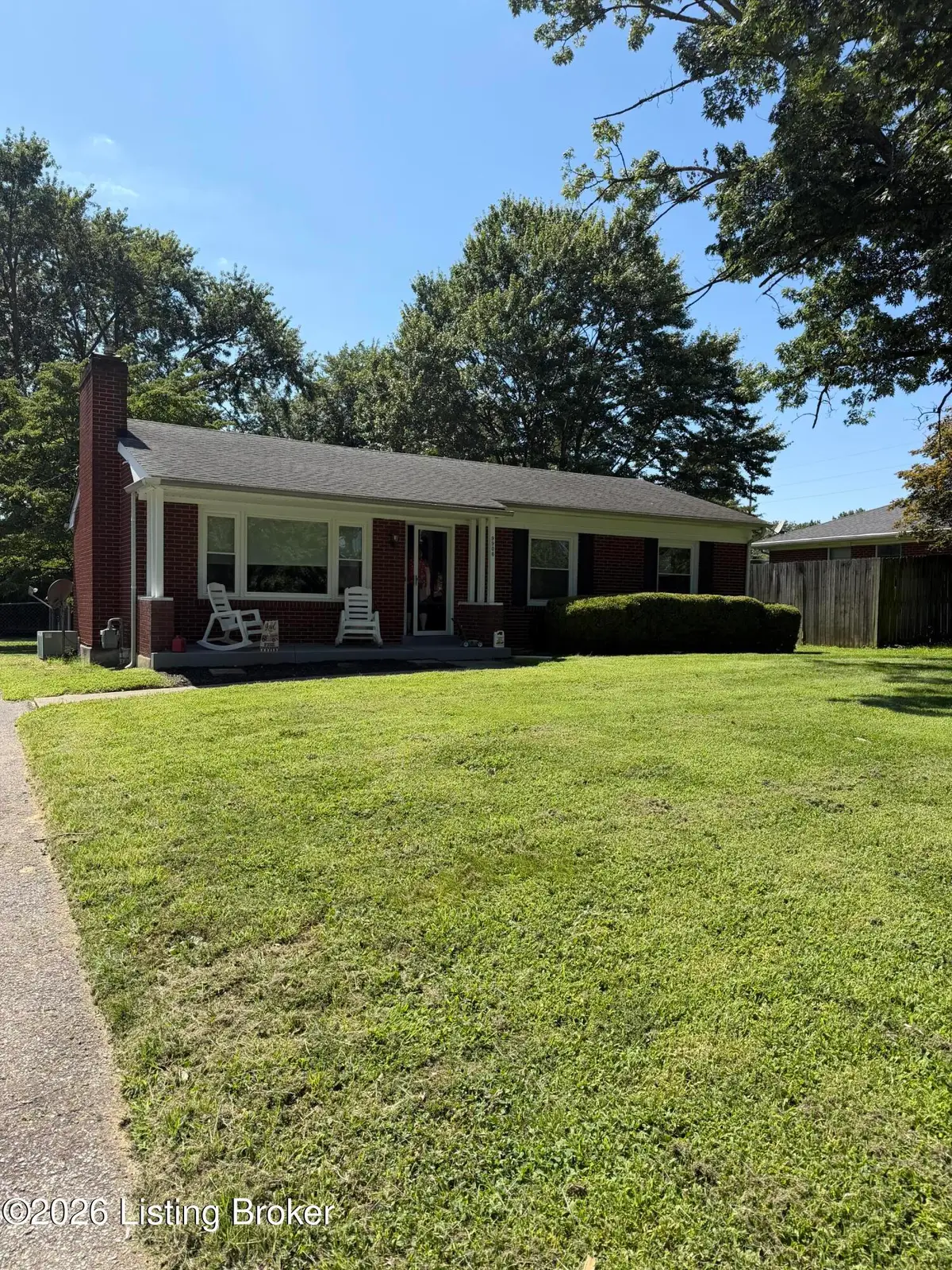 9906 Stonestreet Rd, Louisville, KY 40272 - #1