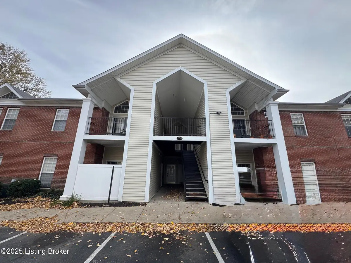 1130 Westlynne Pl #8, Louisville, KY 40222 - #1